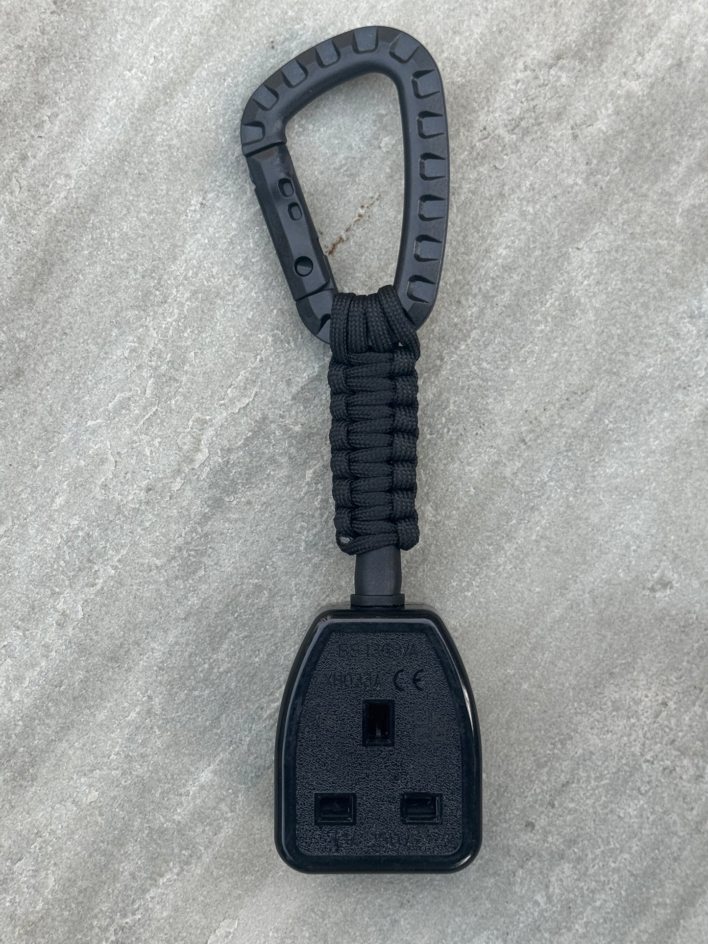 Elite Socket Tester Holder with Carabiner Clip, Paracord & R1 + R2 Link (Black)